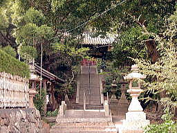 信達神社拝殿