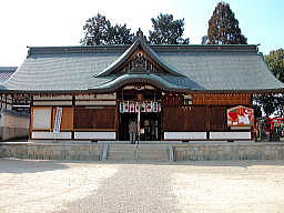 星田神社拝殿