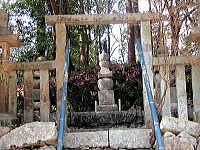 満願寺美女丸の墓