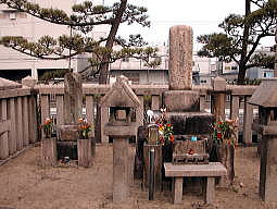 木村重成の墓-2