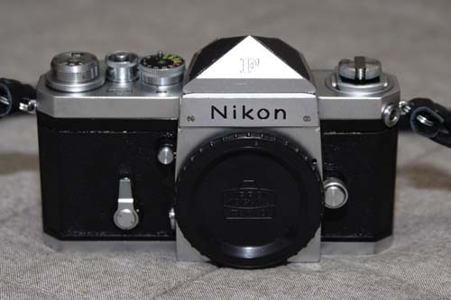 Nikon F 6405359